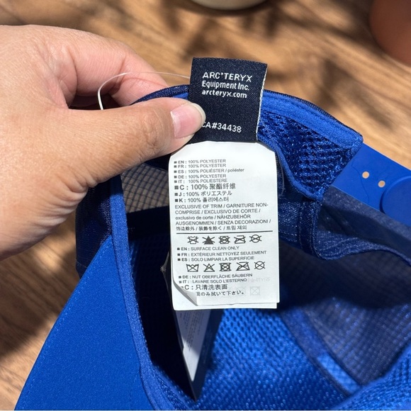 Arc’teryx NWT One Size Vitality Blue Logo Flat Brim Trucker Performance Hat - Picture 4 of 6
